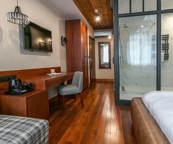 Aparthotel Chleb I Wino 4*